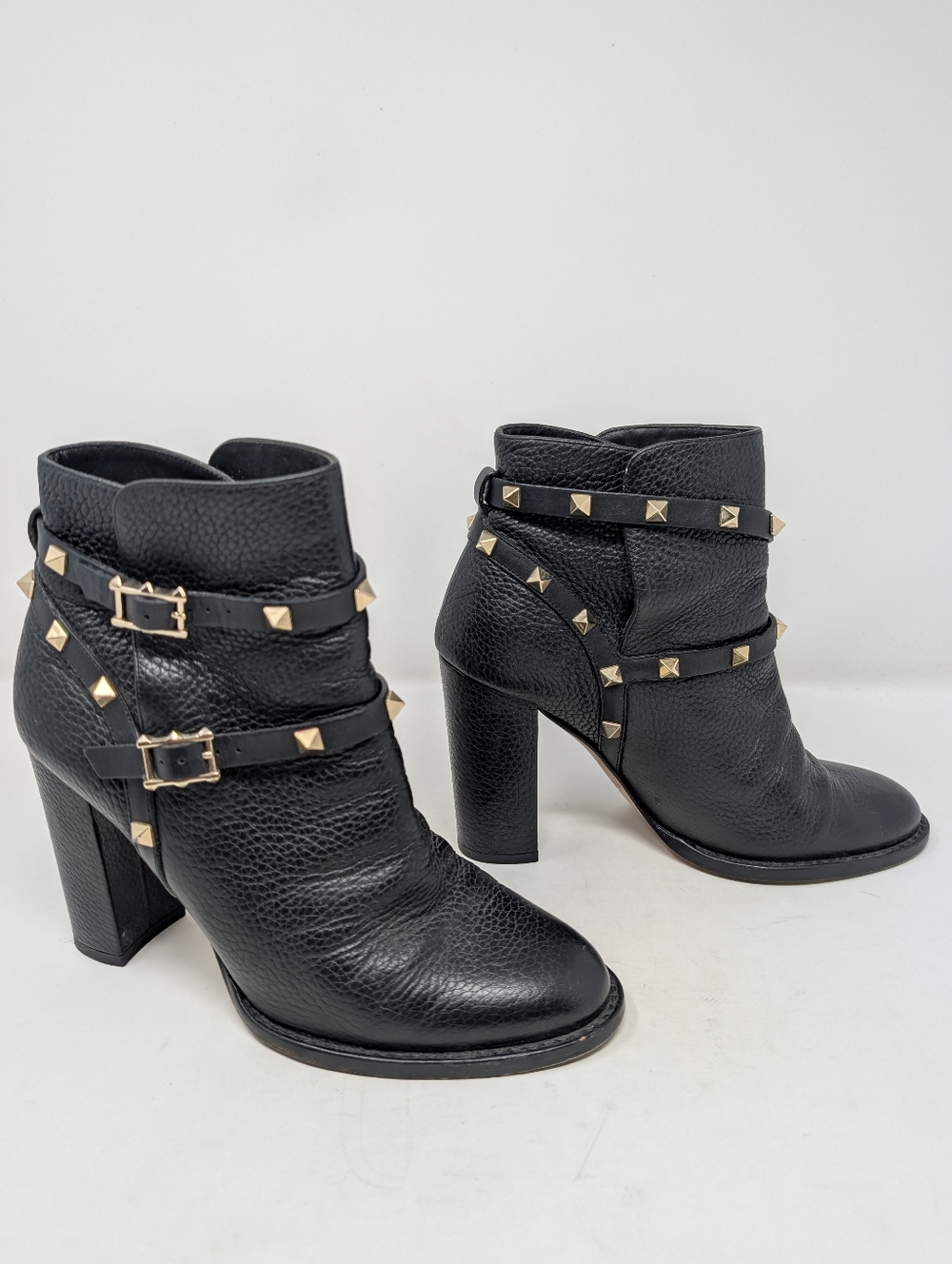 Valentino Garavani Rockstud Moto Ankle Boots Black Pebbled Leather Size 38